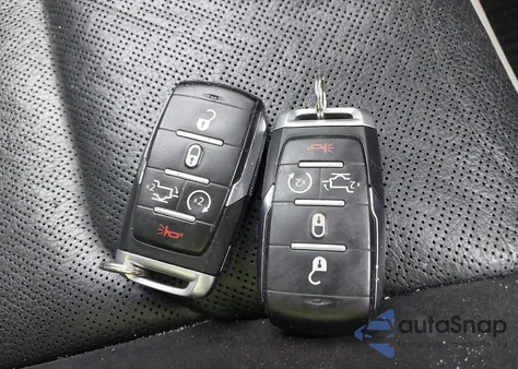 2022 Ram 1500 Laramie z USA, uszkodzony, nr VIN 1C6RREJM5NN165734